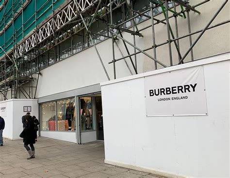 burberry london shop sito|burberry factory shop london.